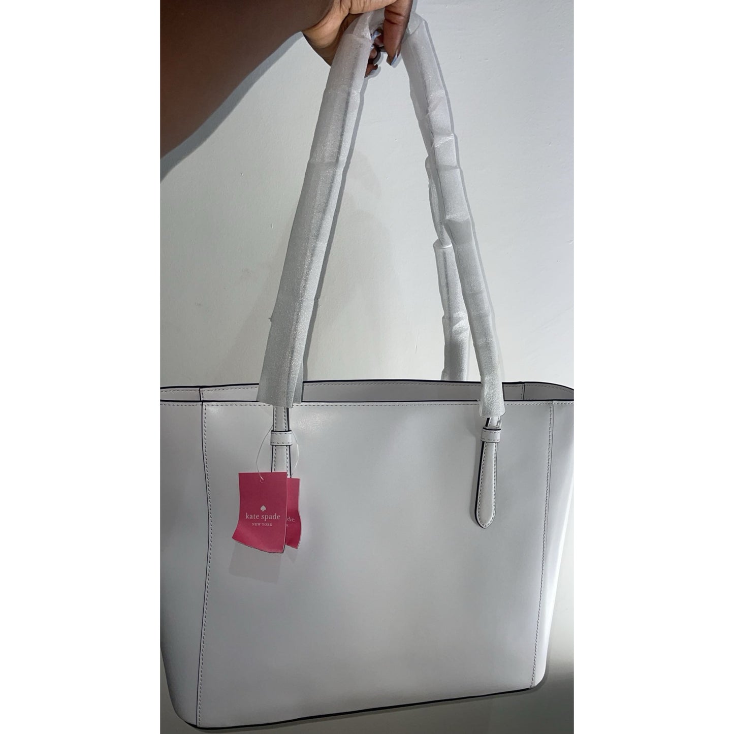KATE SPADE NEW YORK LARGE TOTE BAG – LEATHER WITH CITRUS CHARM