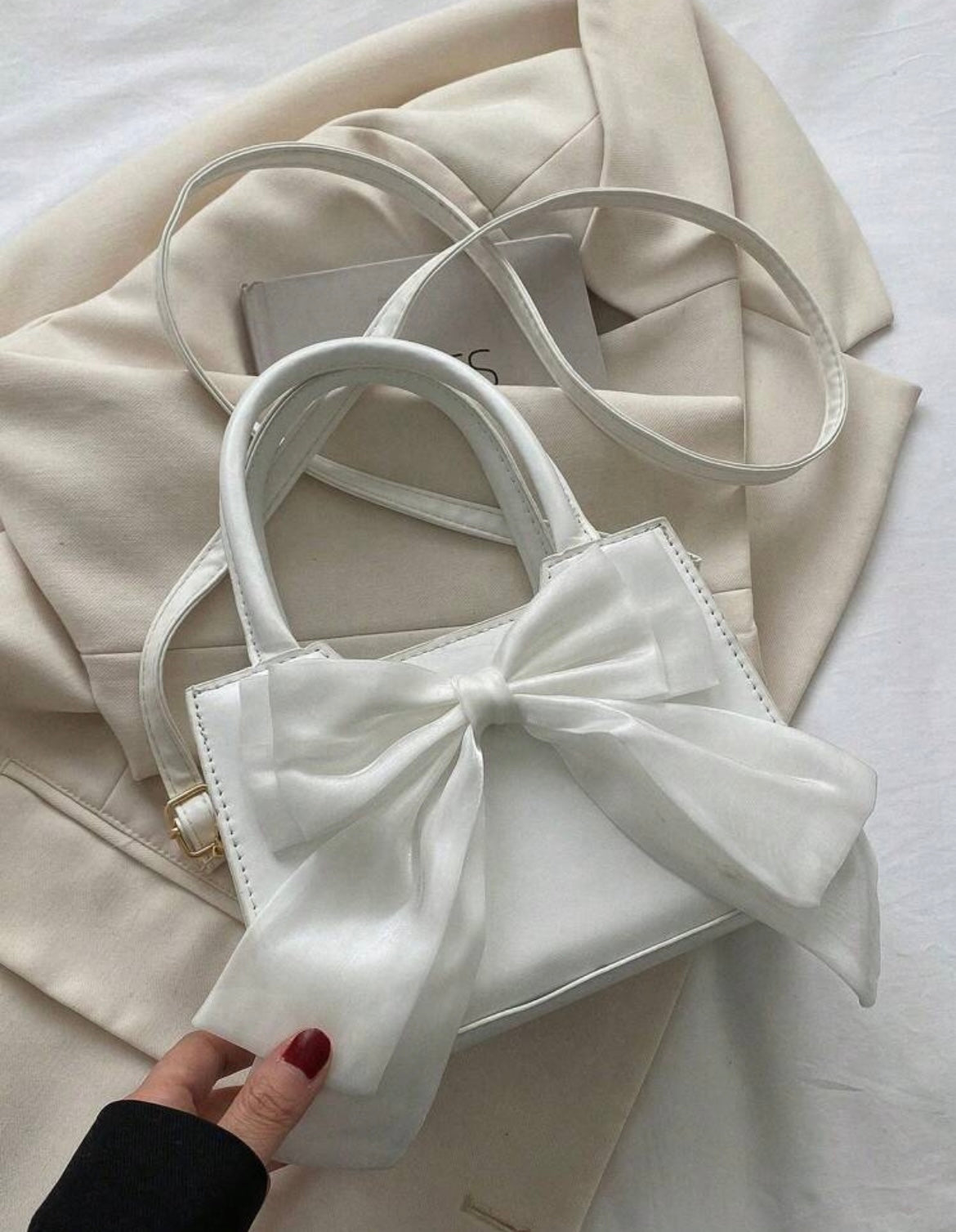 ELEGANT WHITE BOW MINI BAG (SHEIN)