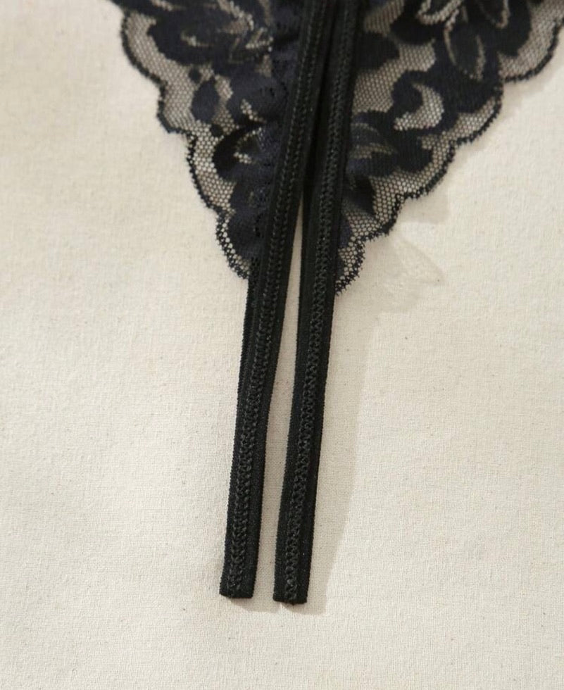 Scalloped Floral Lace Bralette & Cutout Thong Set
