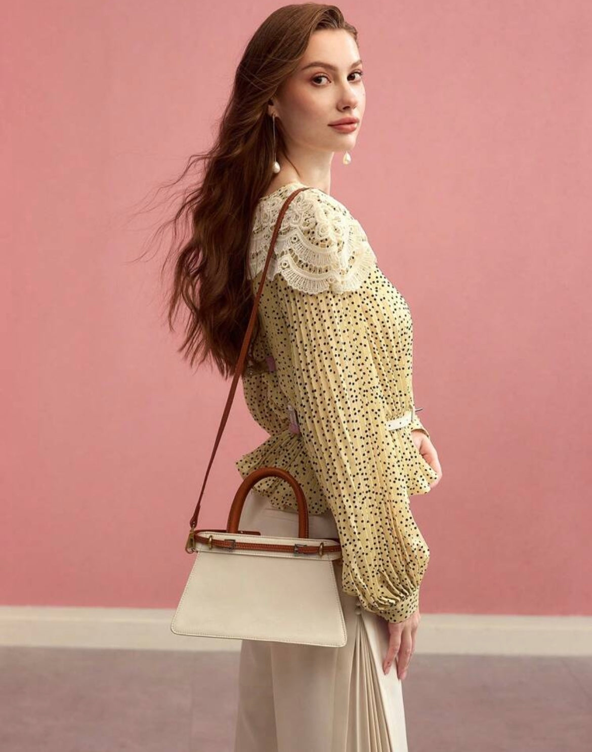 CHIC CONTRAST BUCKLE TOP BAG (SHEIN MOTF)