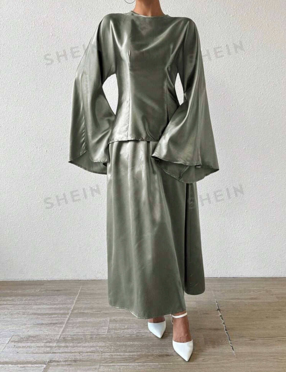 ELEGANT SATIN TWO-PIECE SET - LONG SLEEVE TOP & MAXI SKIRT (SHEIN)