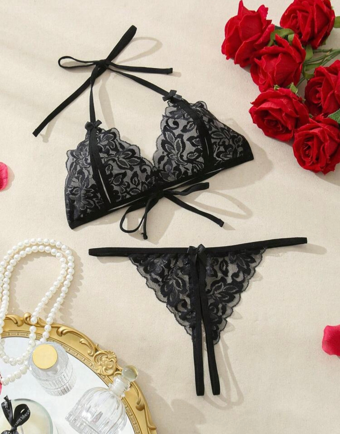 Scalloped Floral Lace Bralette & Cutout Thong Set