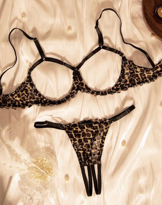 Wild Temptation Lace Set
