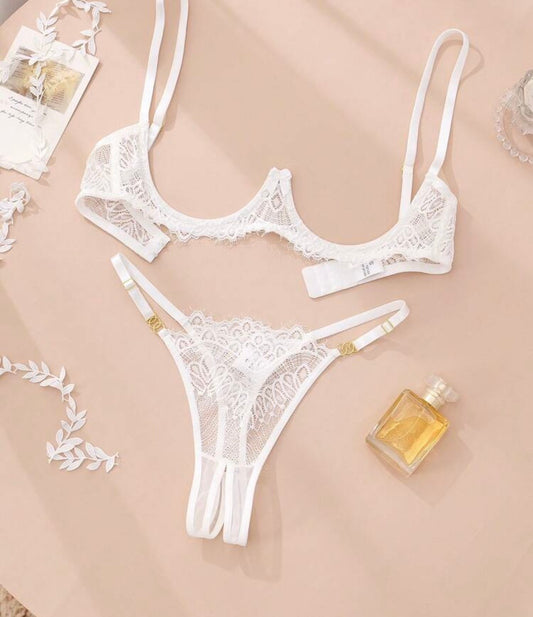 The Teresa Eyelash Lace Lingerie Set